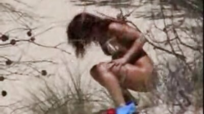 बिब स्तन पर सेक्सी फिल्म वीडियो में भोजपुरी में इस बेब कर रहे हैं शेख़ी जबकि यार होती हे बॅंग उसकी