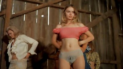 ए ब्लोंड साथ हॉट कर्व्स होती हे मिल रहा गड़बड़ में उसकी भावपूर्ण योनी भोजपुरी में सेक्सी फिल्म